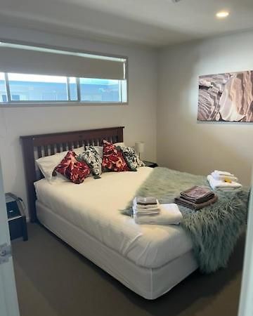 Apartment By The Marina Whitianga Exteriör bild